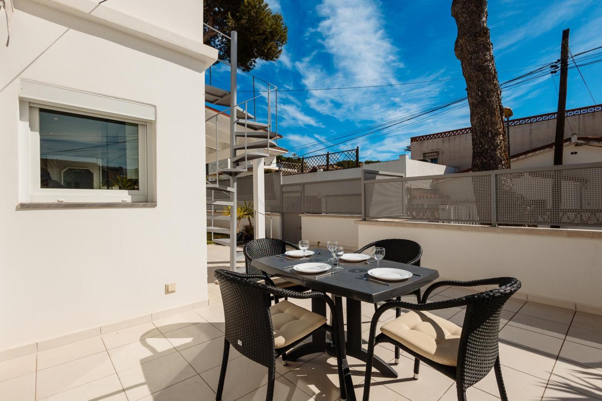 House At The Beach In Costabella, Марбелья Экстерьер фото